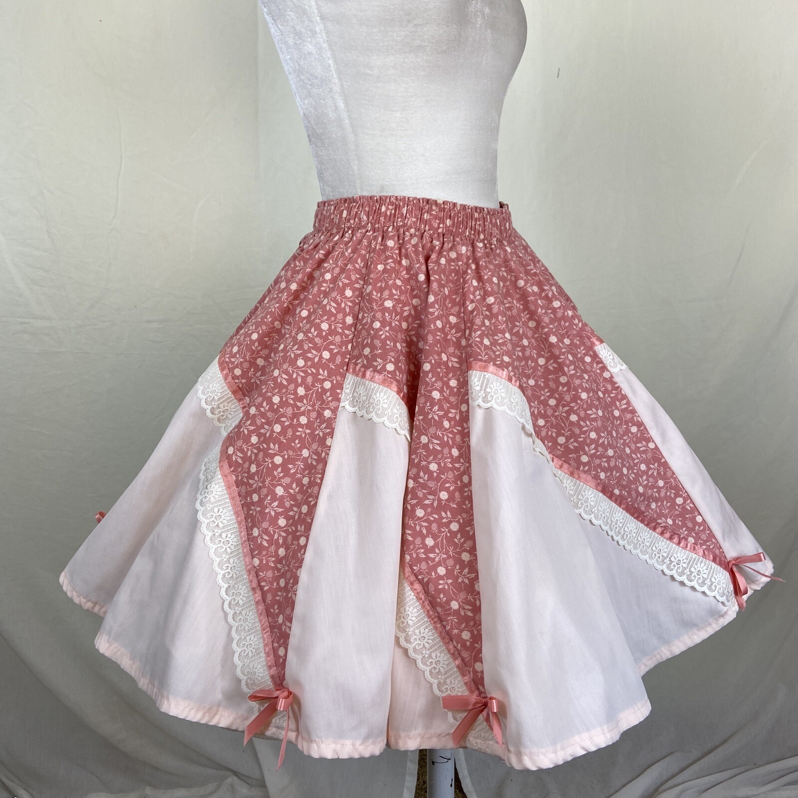 Square Dance SKIRT Peach / Orange Ivory lace Trim Mondiki Sz M eBay