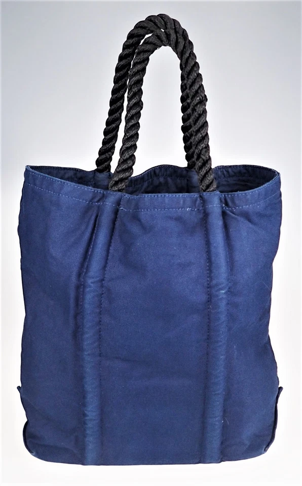 Bolso de hombro rosa Victoria’s Secret azul de lona parches Grand Escape Lodge Foto 4 de 4