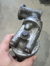 Early Vokes Bn4 100-6 E196 Austin Healey 3000 Oil Filter Housing 1956