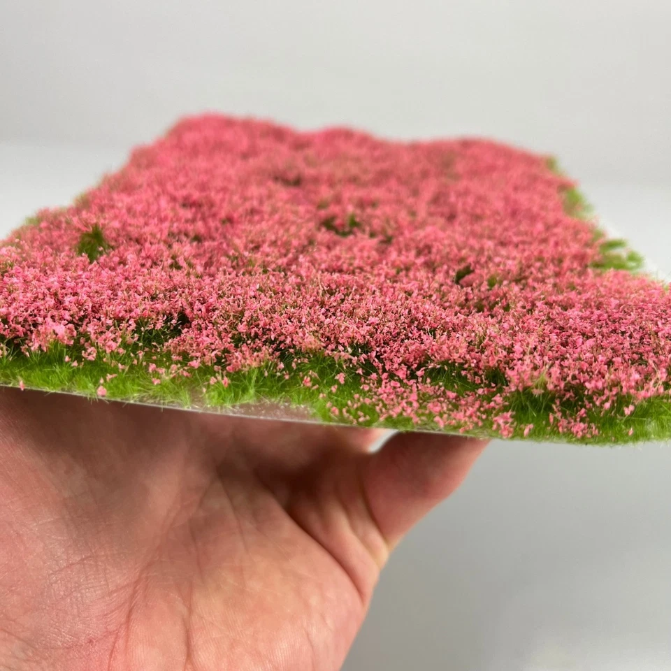 Grasbüschel Rosa Blüten - 15x21cm - Begrünung Eisenbahn, Modellbau & Diorama - Bild 2 von 4