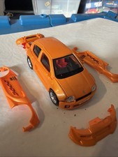 1:43 Maisto die-cast Clio v6 Renault Sport w/ interchangeable parts D0335 LZ