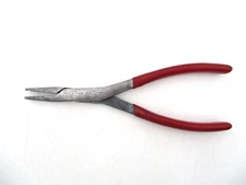 MAC TOOLS 8" Long Reach Flat Nose Pliers, Made in USA, Duck Bill, Red - M718G