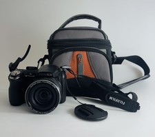 Fujifilm FinePix S Series S3280 14.0MP Digital Camera - Black w/ Carrying Case