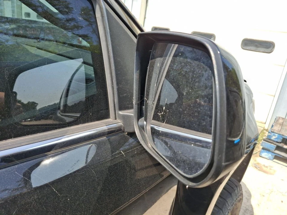 2020 Chevrolet Colorado Right Passenger Side Mirror OEM Black Used 88000 Mi - Image 2 of 4