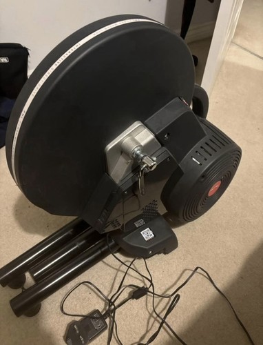 Zumo Elite Smart Turbo Trainer - Picture 2 of 5