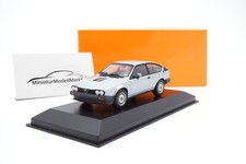 Alfa Romeo GTV 6 - Silver - 1983 - 1:43 - Minichamps (940120141)