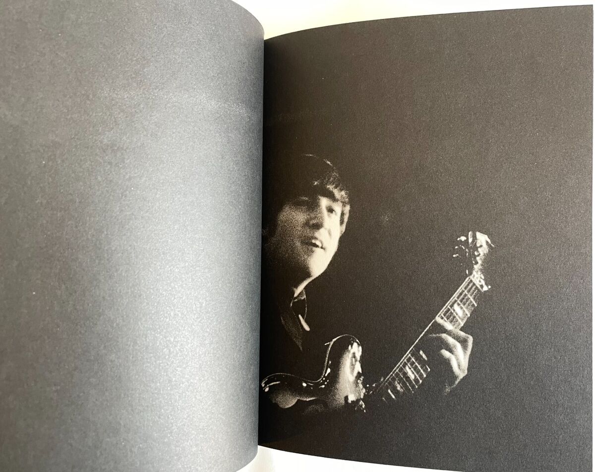 THE BEATLES IN TOKYO 1966 photo by SHINPEI ASAI JAPAN PHOTO THE BEATLES IN TOKYO 1966 photo by SHINPEI ASAI JAPAN PHOTO