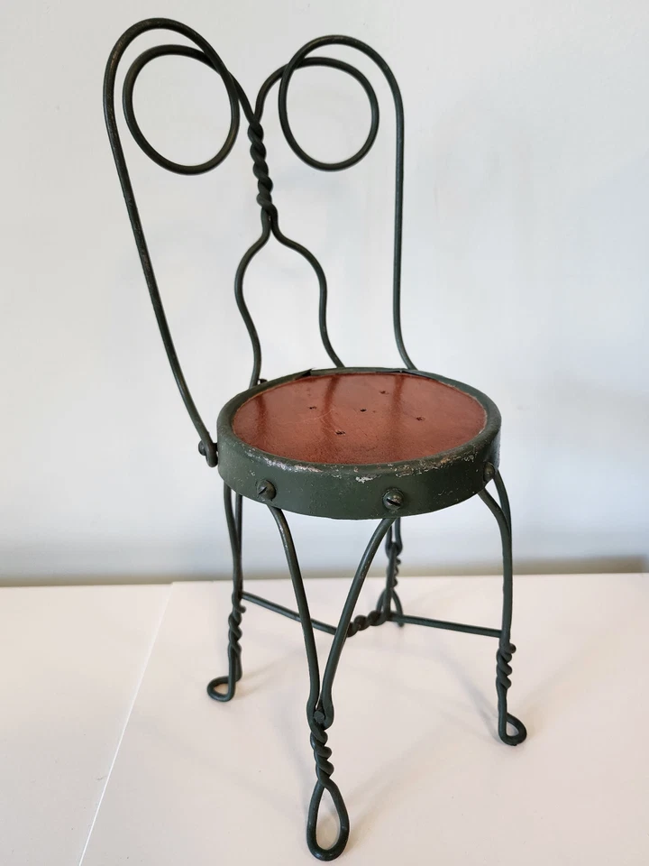 Silla de heladería vintage para muñecas de metal y madera para SD BJD American Girl Foto 2 de 4