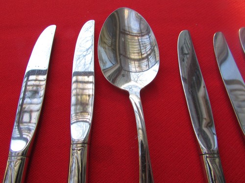 Flight aka Reliance Pattern Lot de 8 articles par Oneida USA inox brillant - Photo 3/10
