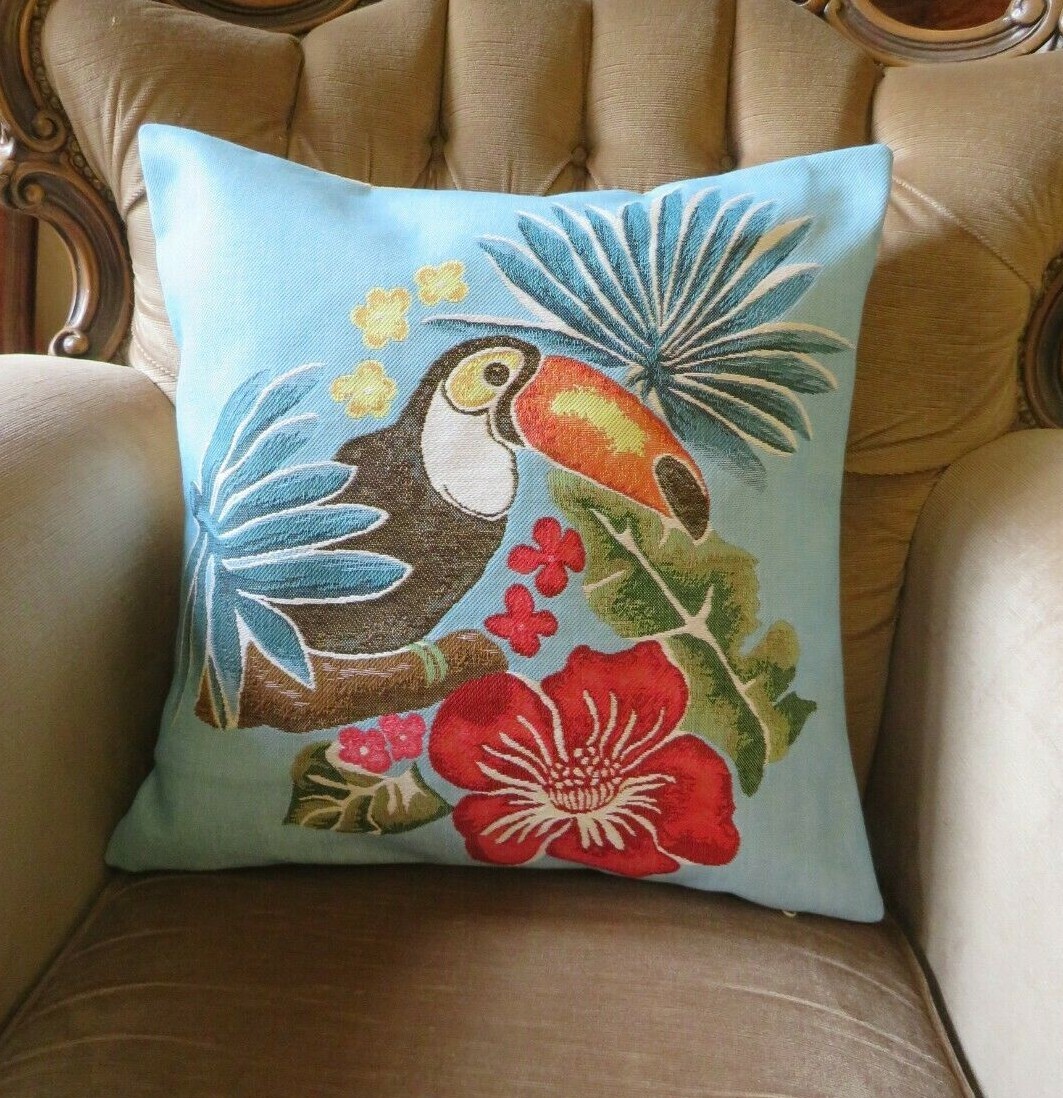 CARRIBEAN TOUCAN HORNBILL GUINNESS PALM HIBISCUS FLOWER TAPESTRY