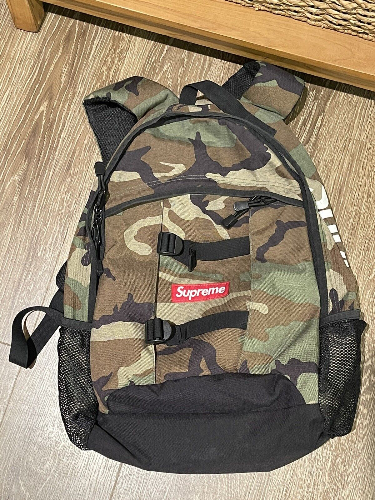 SupremeSupreme 15ss camo backpack