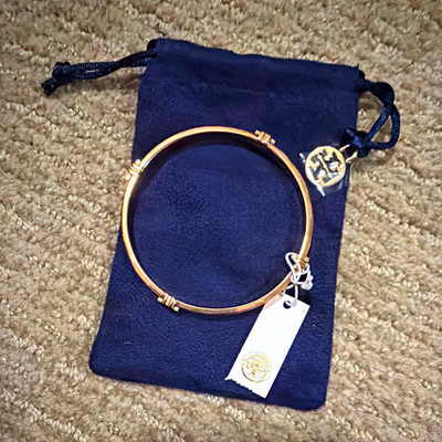 Tory Burch Signed Logo Gold Tone Metal Bangle Bracelet w/ Dangle Charm