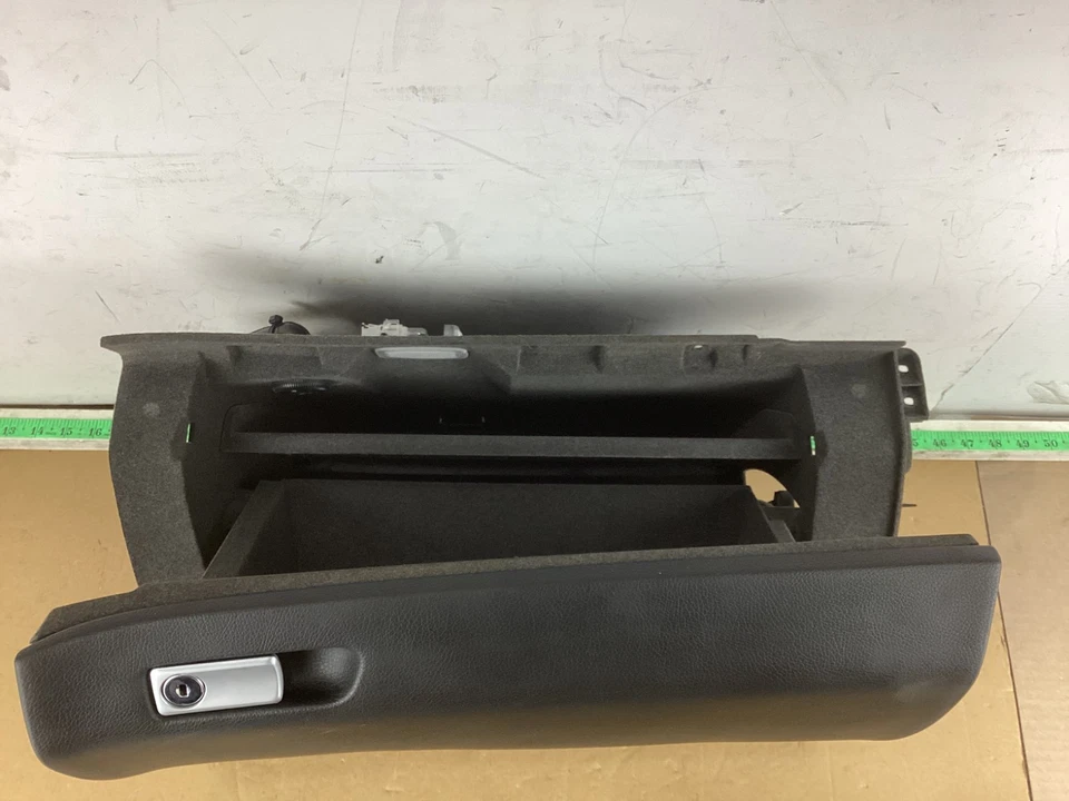 2013-2016 Mercedes GL450 X166 Dashboard Dash Storage Compartment Glove Box OEM - Image 3 of 4