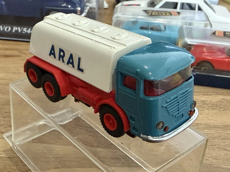 Faller AMS Camion Tankwagen HO 4880 ( Aurora AFX TCR Jouef Marklin Scalextric ) - Photo 3/4