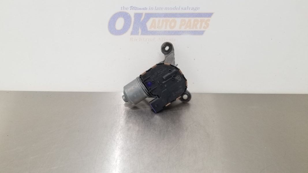 Aston Martin Vantage Windshield wiper motor P/N KY6317504AA