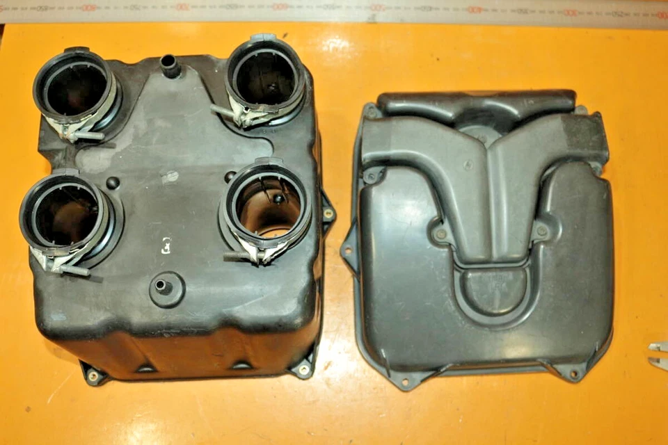 Yamaha VMAX 1200 OEM Air Cleaner Box Intake Housing Genuine Japan - Image 4 of 4