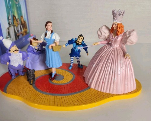 Vintage Dept 56 Wizard Of Oz Follow The Yellow Brick Road #59360 Glinda mit Box lesen - Bild 2 von 17