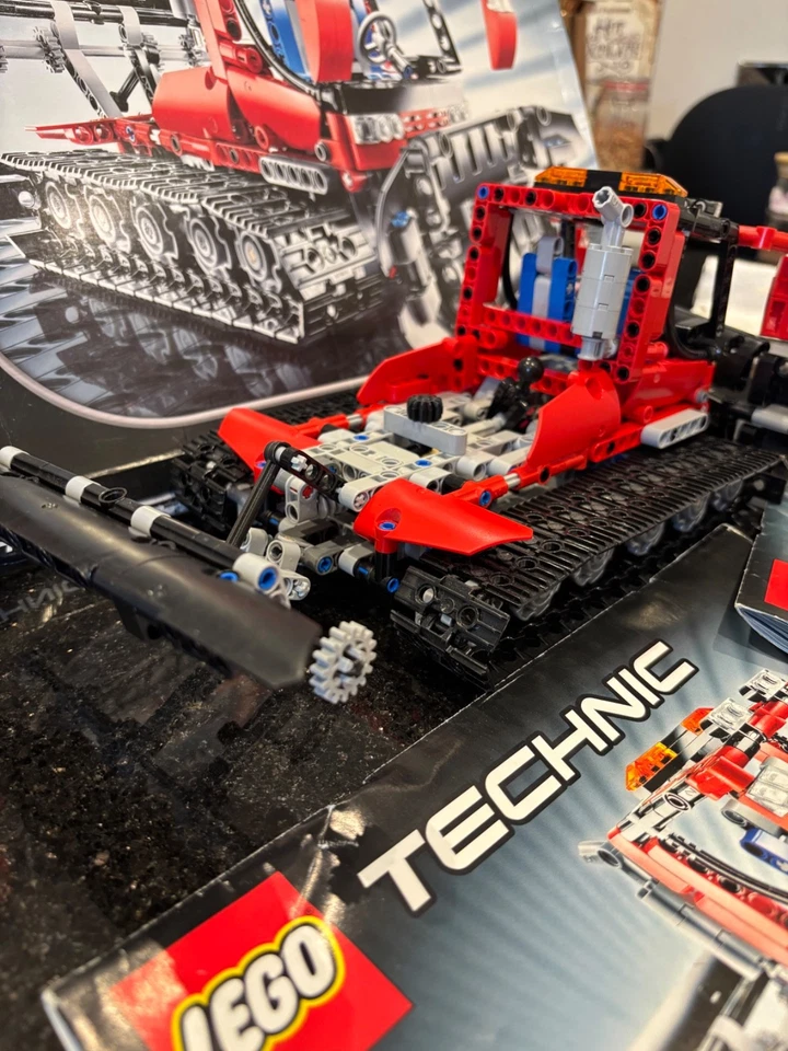 LEGO Technic 8263 Snow Groomer, photo 3 of 5