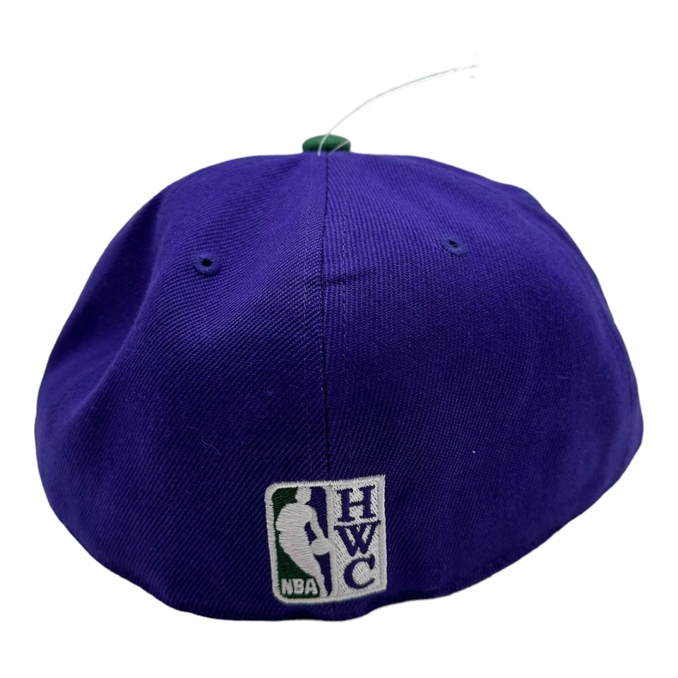 Sombrero ajustado Mitchell & Ness Milwaukee Bucks 40 aniversario verde púrpura 7 1/2 Foto 4 de 4
