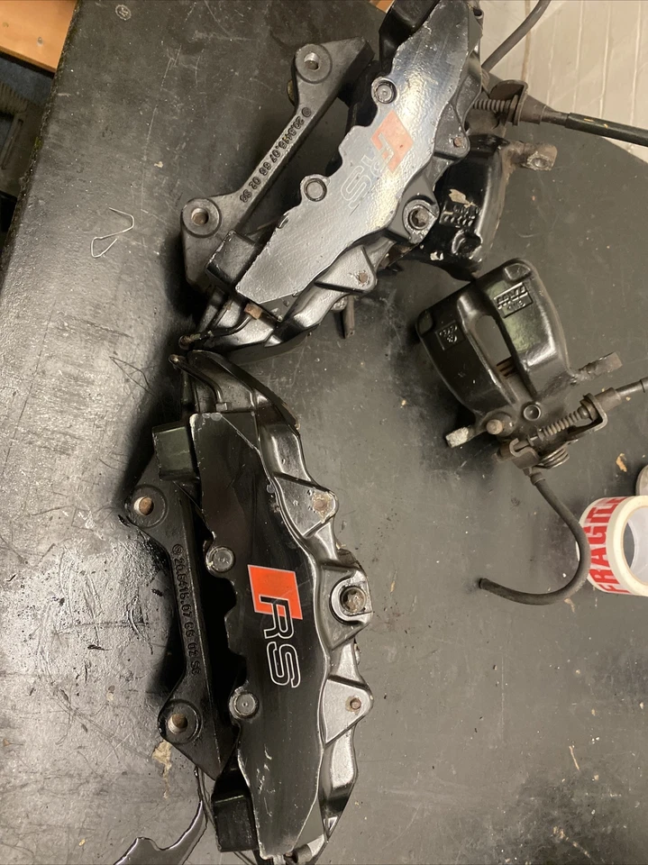 Pinzas de freno delanteras audi rs4 b7 Brembo 8 ollas pinzas de freno delanteras Foto 2 de 4