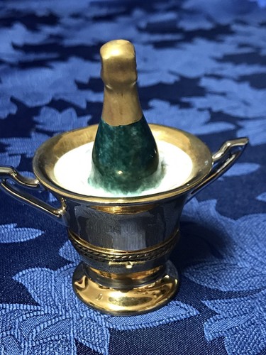 Beautiful Vintage Limoges France Trinket Box Champagne in Ice Buck - Picture 3 of 5