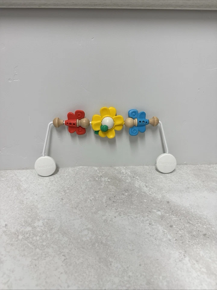 Barra de juguete de madera BABYBJORN Toybar para gorila bebé Bjorn amigos voladores colorido Foto 3 de 4