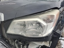 2014 Subaru Forester Driver Headlight Assembly Oem Used Halogen Parts Only