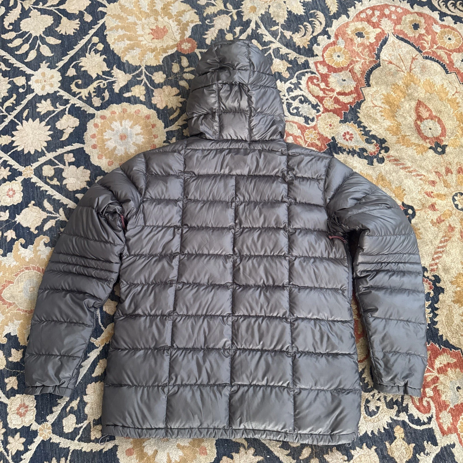 Flylow Gear General's Gray Down Hooded Jacket Mens Large image 3