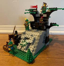 lego 6066 camouflaged outpost