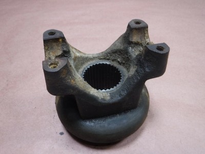 AMC Eagle 80-81 NP119 Transfer Case Front Output Yoke Factory OEM