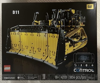 LEGO TECHNIC: App-Controlled Cat D11 Bulldozer (42131) Brand New! Factory Sealed