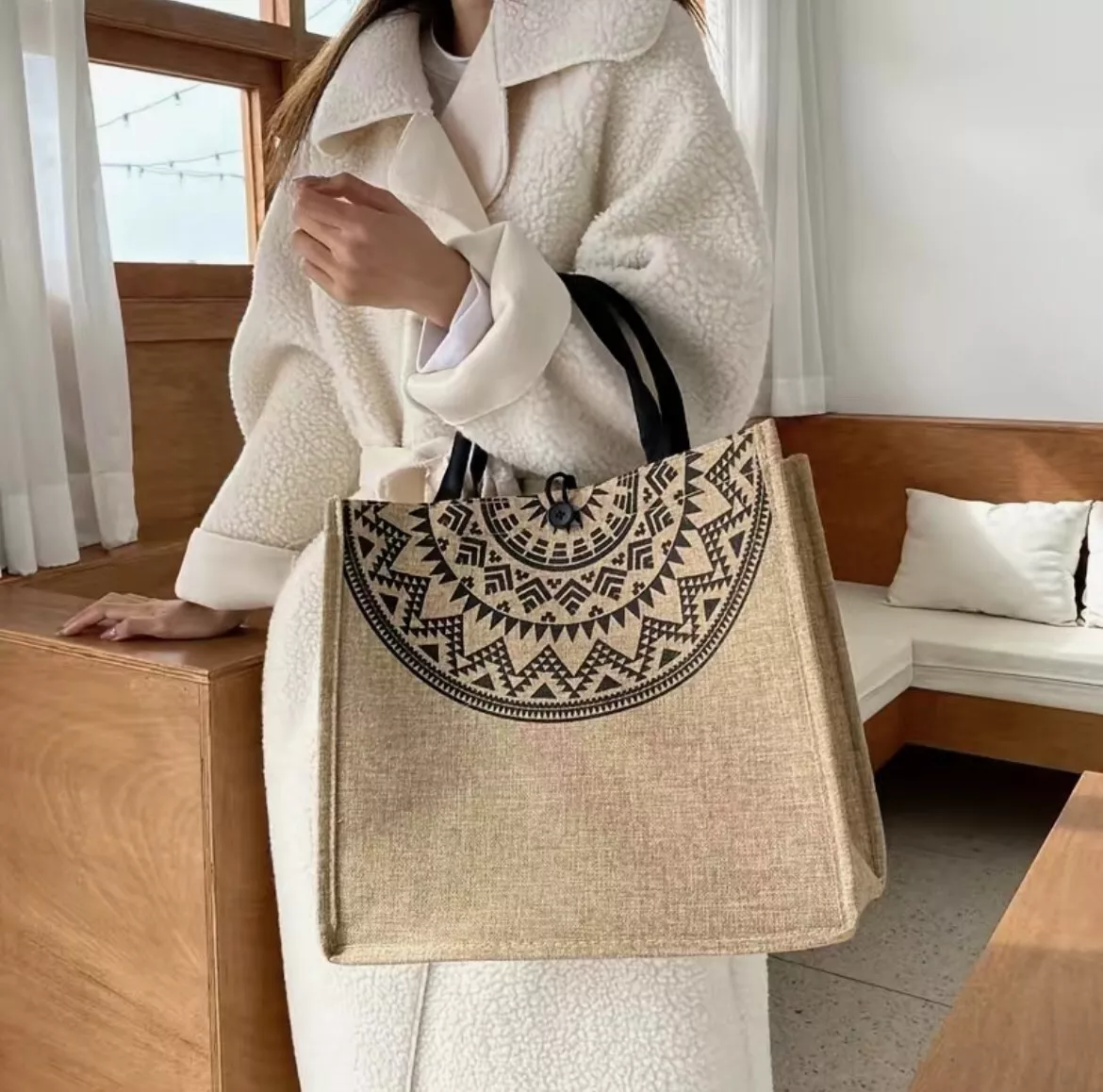 Jute tote store