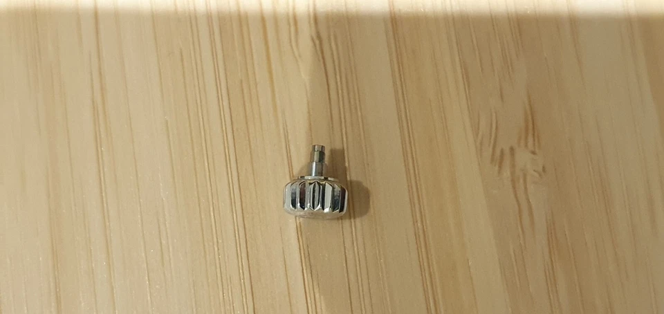 Genuine IWC Pilot Crown Mark Series 327001 007 - Image 2 of 4