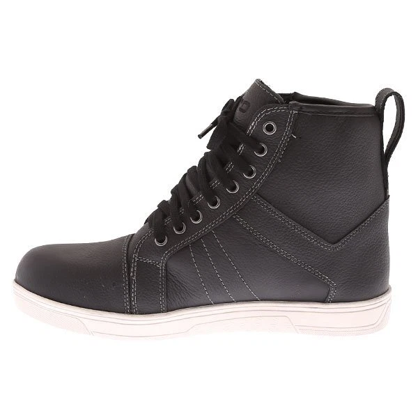 Black Shoe, photo 5 of 6