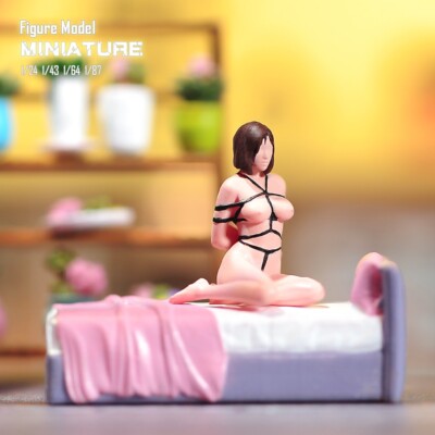 1:64 Tied up Sexy Girl Scene Props Miniatures Figures Model For Car Vehicle Toys
