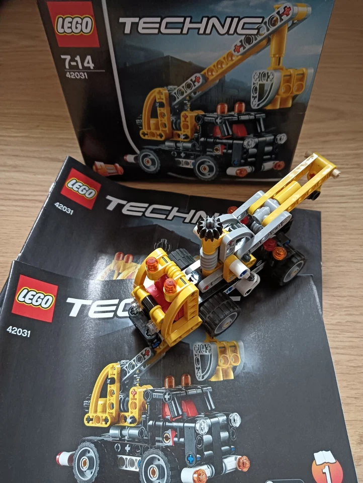 LEGO Technic 42031 Cherry Picker, foto 1 di 3