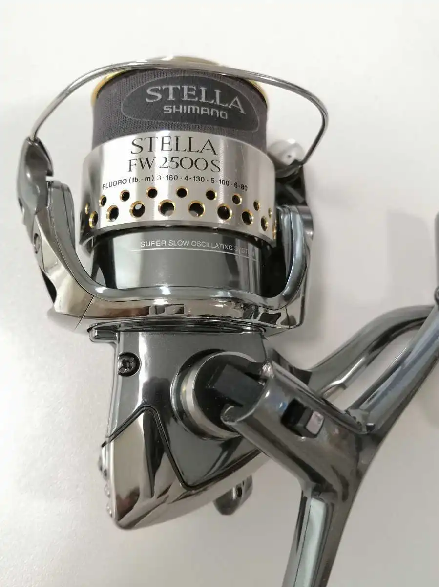 Shimano 01 Stella FW 2500S /fishing /Reel /Some scratches and stains /japan