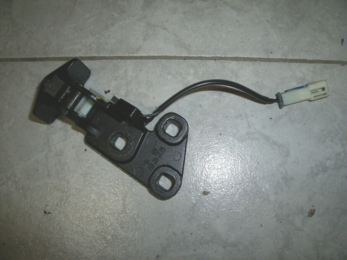 Dachverriegelung rechts mit Schalter Opel Tigra TwinTop 93162954 