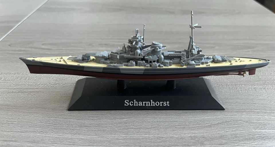 DeAgostini Kriegsschiffe 1:1250, Schlachtschiff Scharnhorst