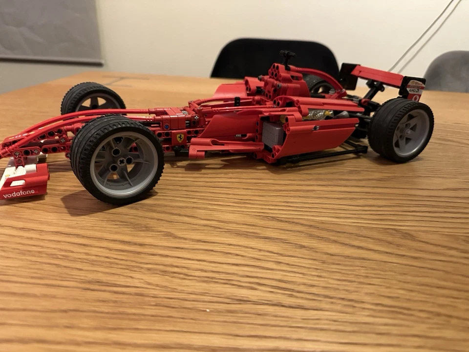 LEGO Racers 8386 Ferrari F1 Racer 1:10, foto 2 di 5