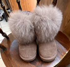 UGG Women s Brown/Gray Suede Ankle Bootie Faux Fur Lined Round Toe US 6