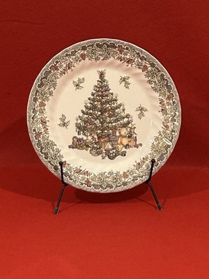 Queen's Seasons Greetings Myott Christmas Tree Dinner Plate 10'' England