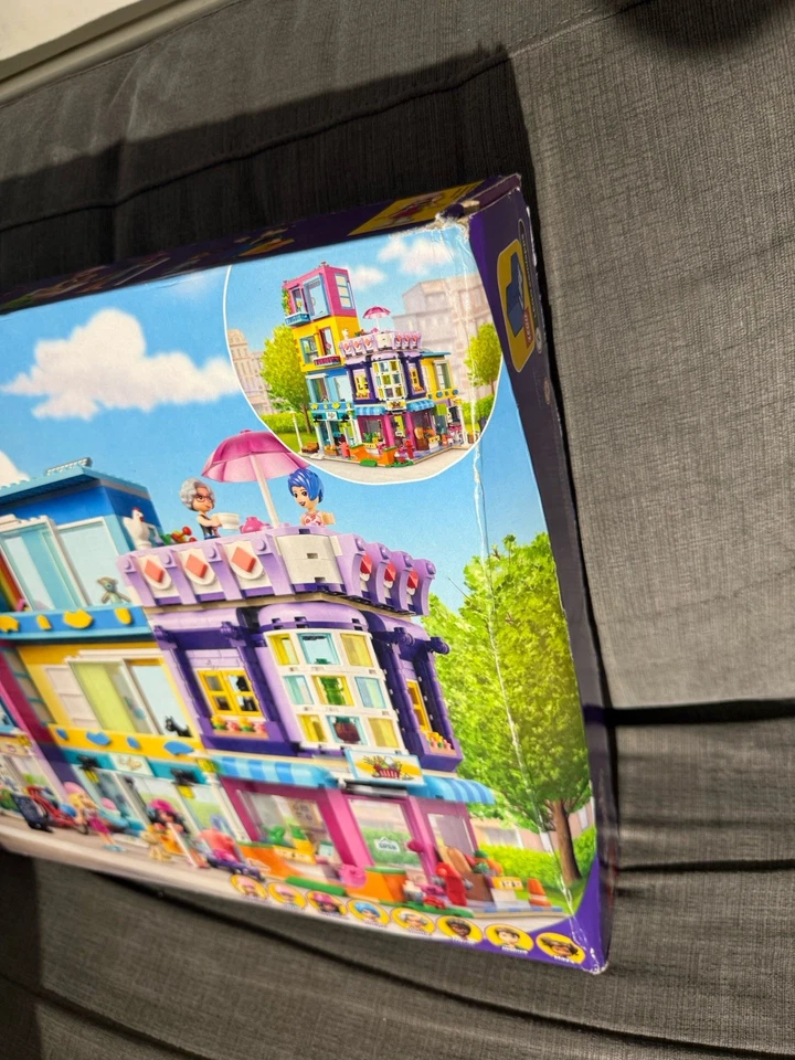 LEGO FRIENDS: Main Street Building (41704) Brand New Factory Sealed Retired Set - Image 4 of 4