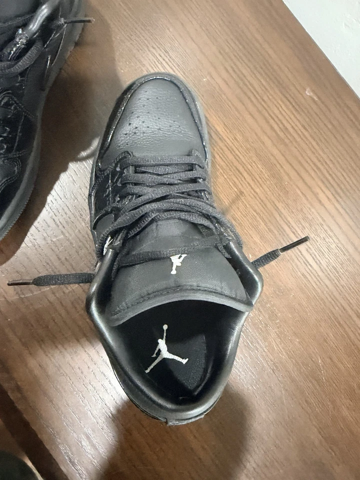 Jordan 1 Low SE negro - para mujer Foto 3 de 4