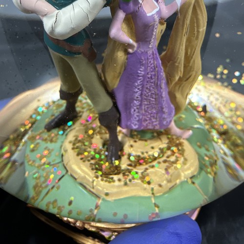 Tangled Walt Disney Store Music Box Snow Globe Rapunzel - Needs Repair - Picture 18 of 19
