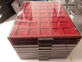 9 Stück LEUCHTTURM Münzboxen rauchglas für hunderte Münzen eckige Einteilungen