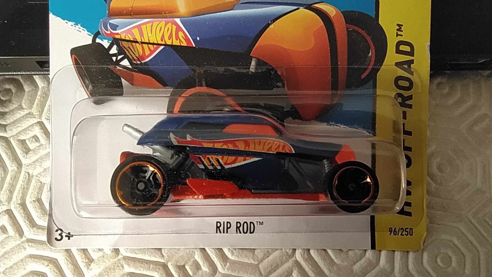 Picture 2 of 4