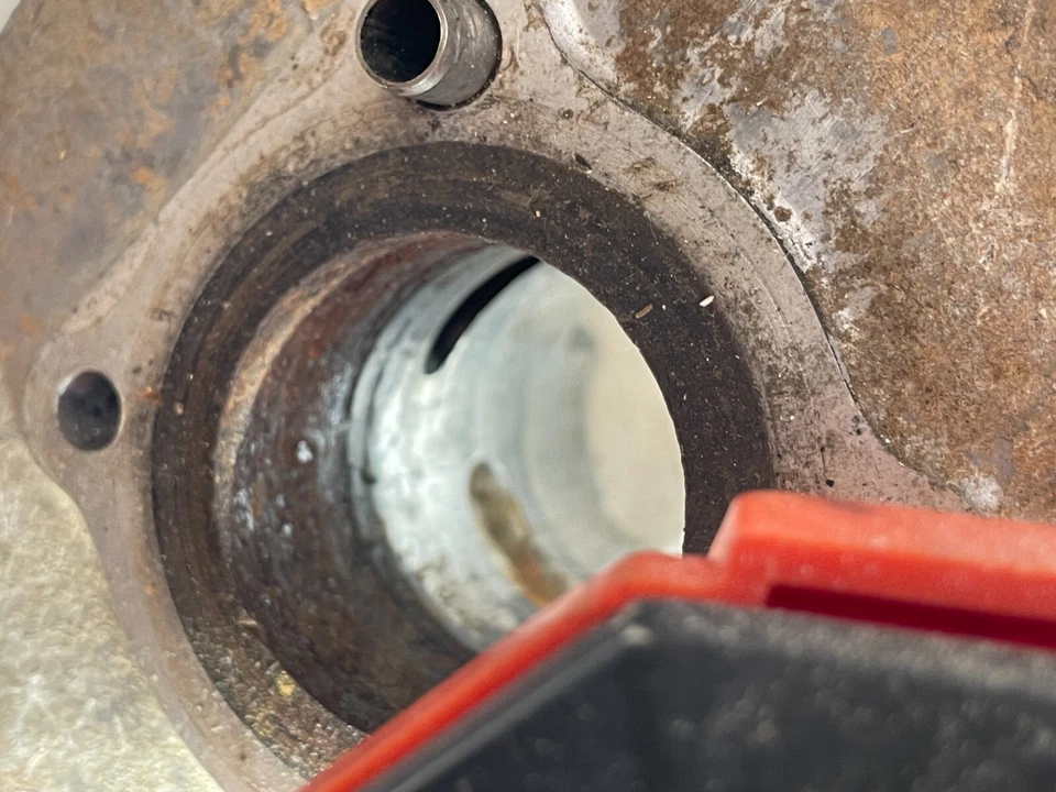 Cilindro de motor Honda MR50 1974 75 Elsinore HM131 MR 50 agrietado Foto 2 de 4