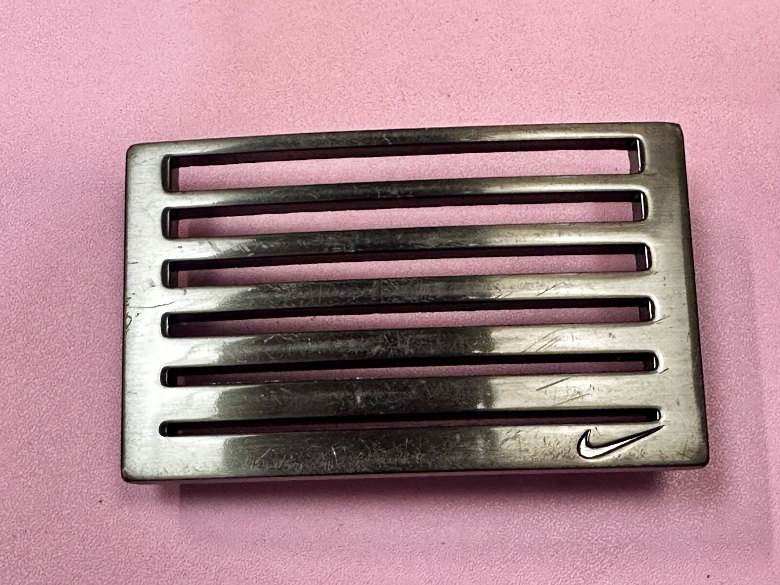 Nike Golf Rectangular Bar Pattern Metal Logo Silv… - image 15
