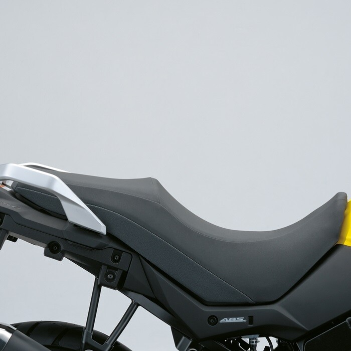 Vストローム650XT　純正ローシート（45100-28K51-BGP） 2017-2025 Suzuki V-Strom DL650 Low Seats 45100-28K51-BGP